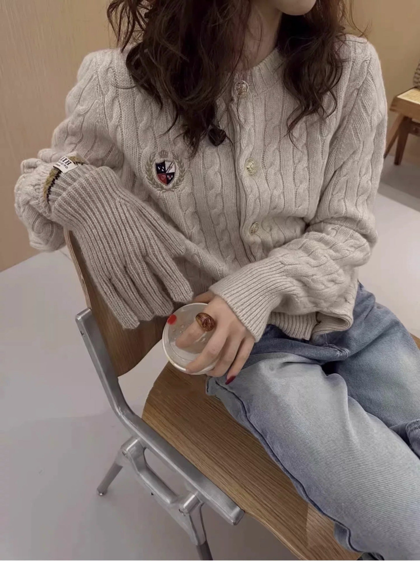 Round Neck Badge Knitted Cardigan Women's Sweater Jacket