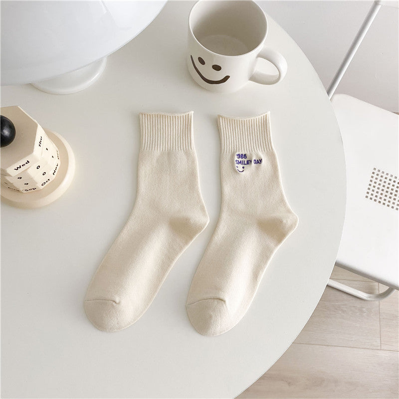 Women's Fashion Casual Minimalist Mid-calf Socks