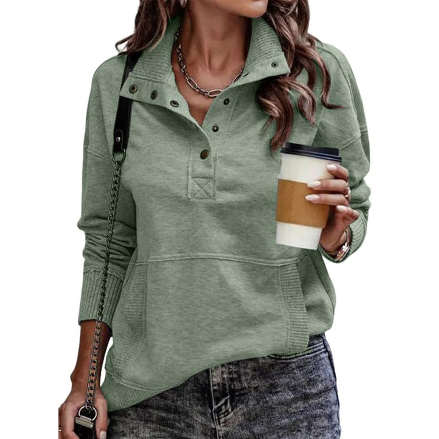 Dame ensfarvet sweatshirt med lange ærmer og knapper samt lommedesign