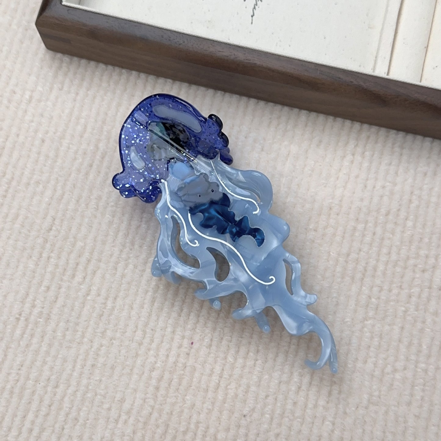 Grip Ocean Series Color Matching Large Hairpin Female Updo Shark Clip