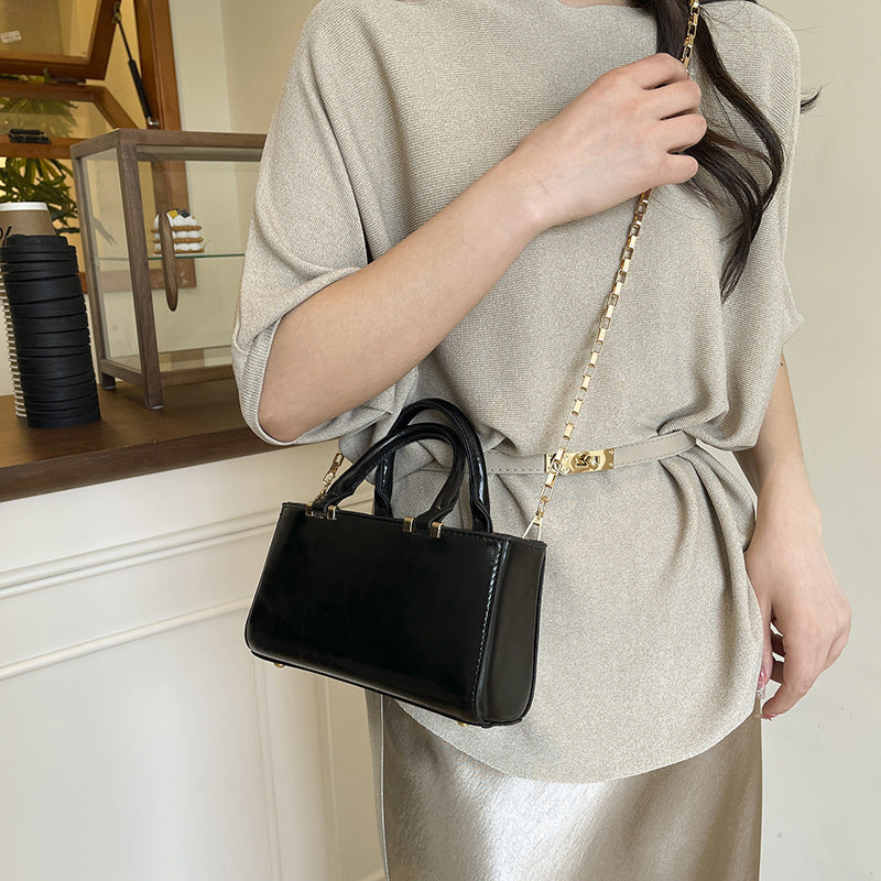 New Stylish, Minimalist, Western-style Small Square Bag With Large Capacity