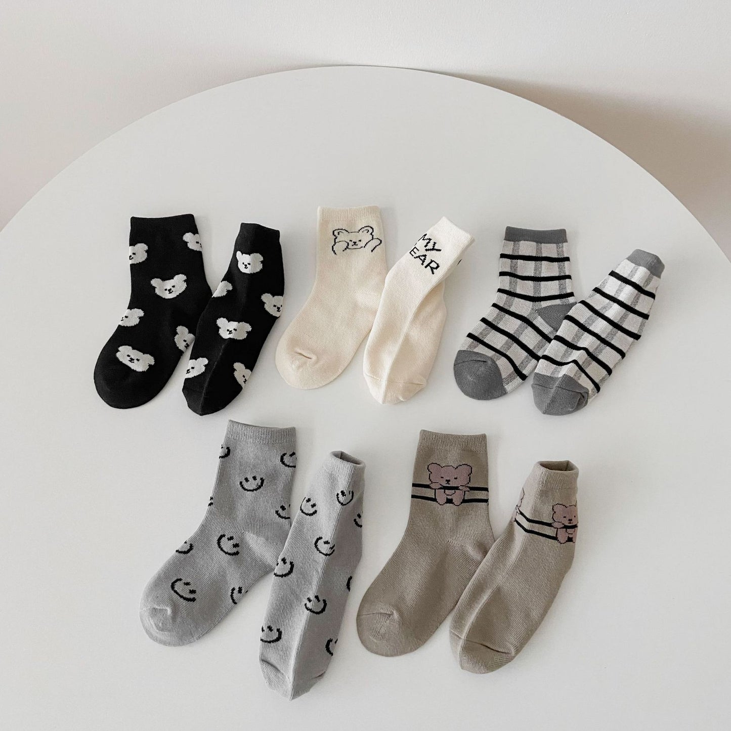 Children's New Cotton Cartoon Korean Alphabet Dinosaur Socks
