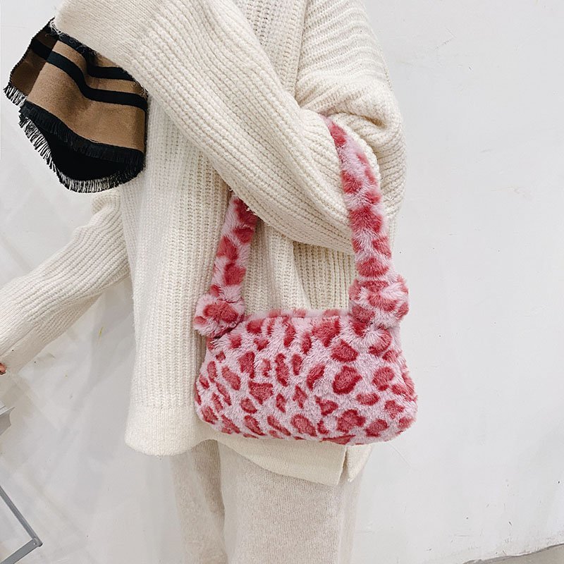 Temperament Plush Underarms One-shoulder Fashion Handbag