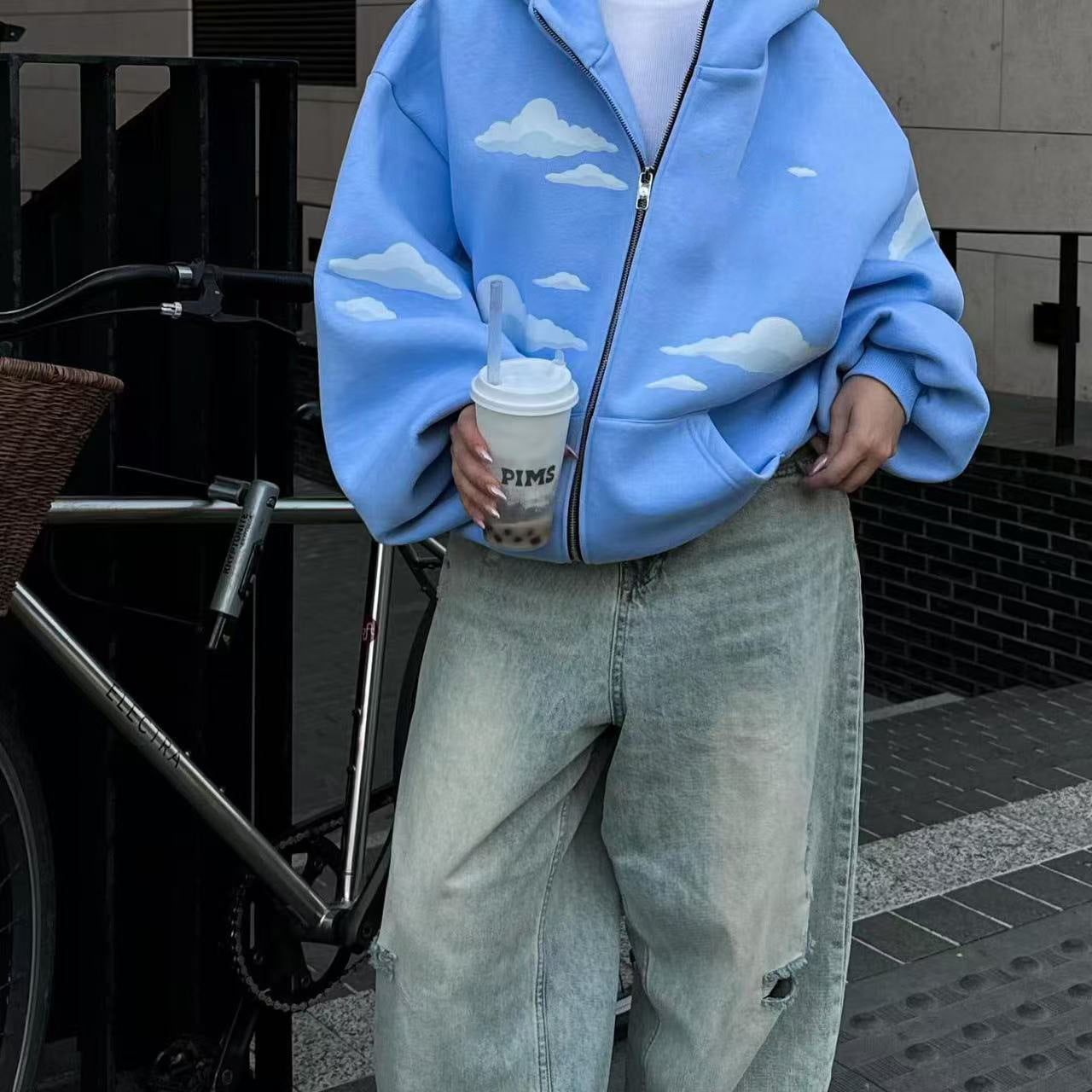 Hooded Sweaters til damer med skyprint og lynlås