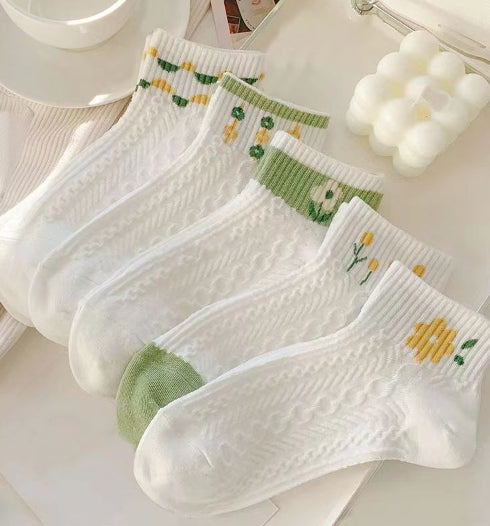 Women's Socks Summer Mid-calf Length Socks Cute Preppy Style Women's White Stockings