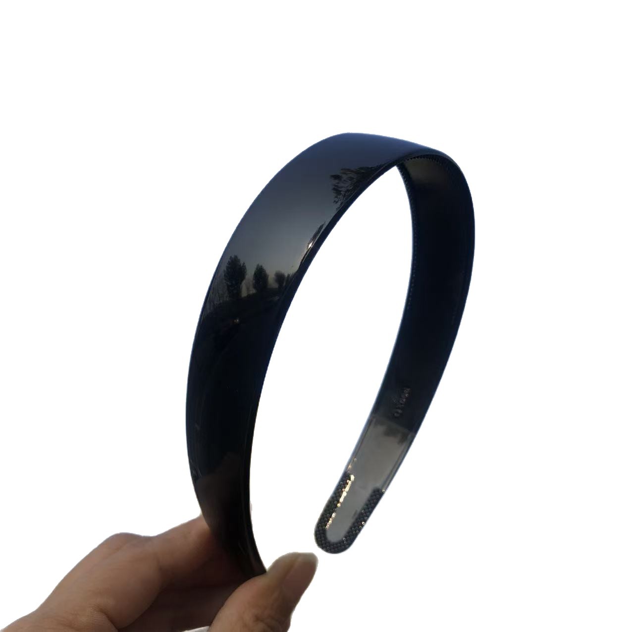 Sleek Black Non-Slip Wavy Toothed Bangs Hairband Invisible Headband For Makeup