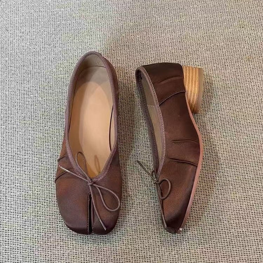 Womens Retro Low-Top Versatile Mid-Heel Shoes