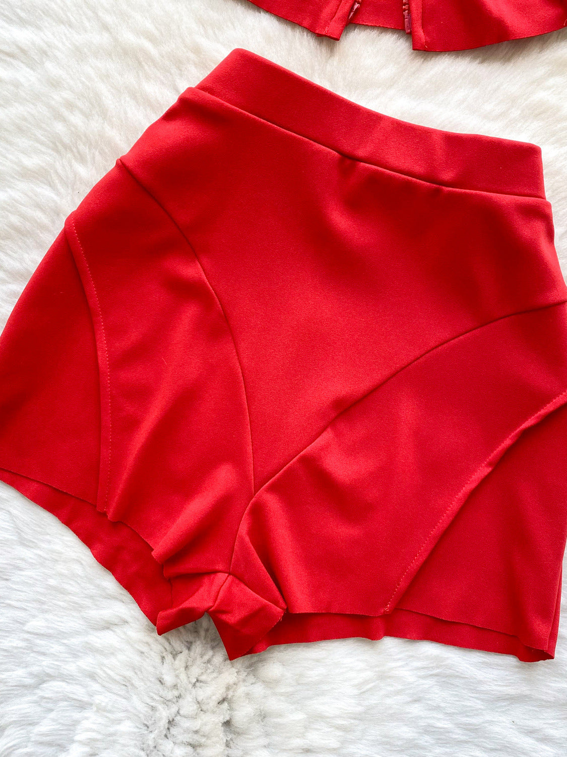 Slimming Camisole With Hip-hugging Casual Pants
