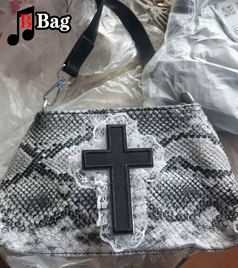 Women's Serpentine Pattern Shoulder Bag - Y2K Retro Harajuku Crossbody Messenger Satchel