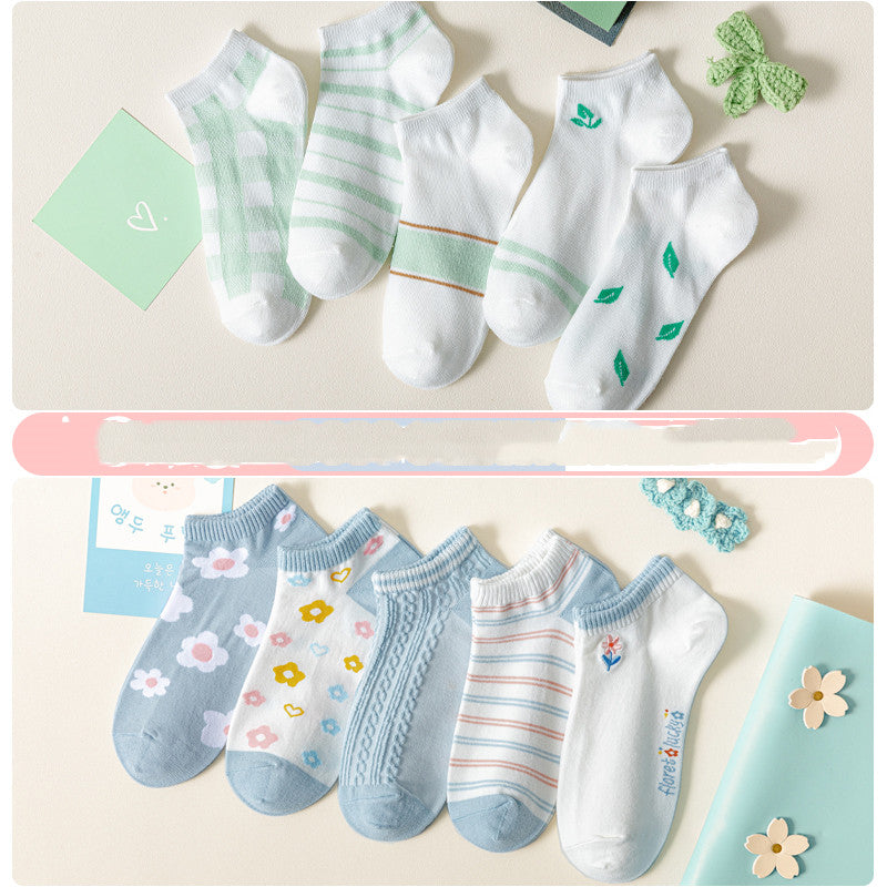 Ladies Cute Cotton Shallow Mouth Invisible Socks