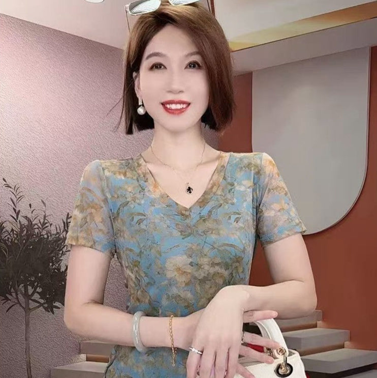 New V-neck Slimming Short Sleeve Floral Bottoming Top Temperament Women