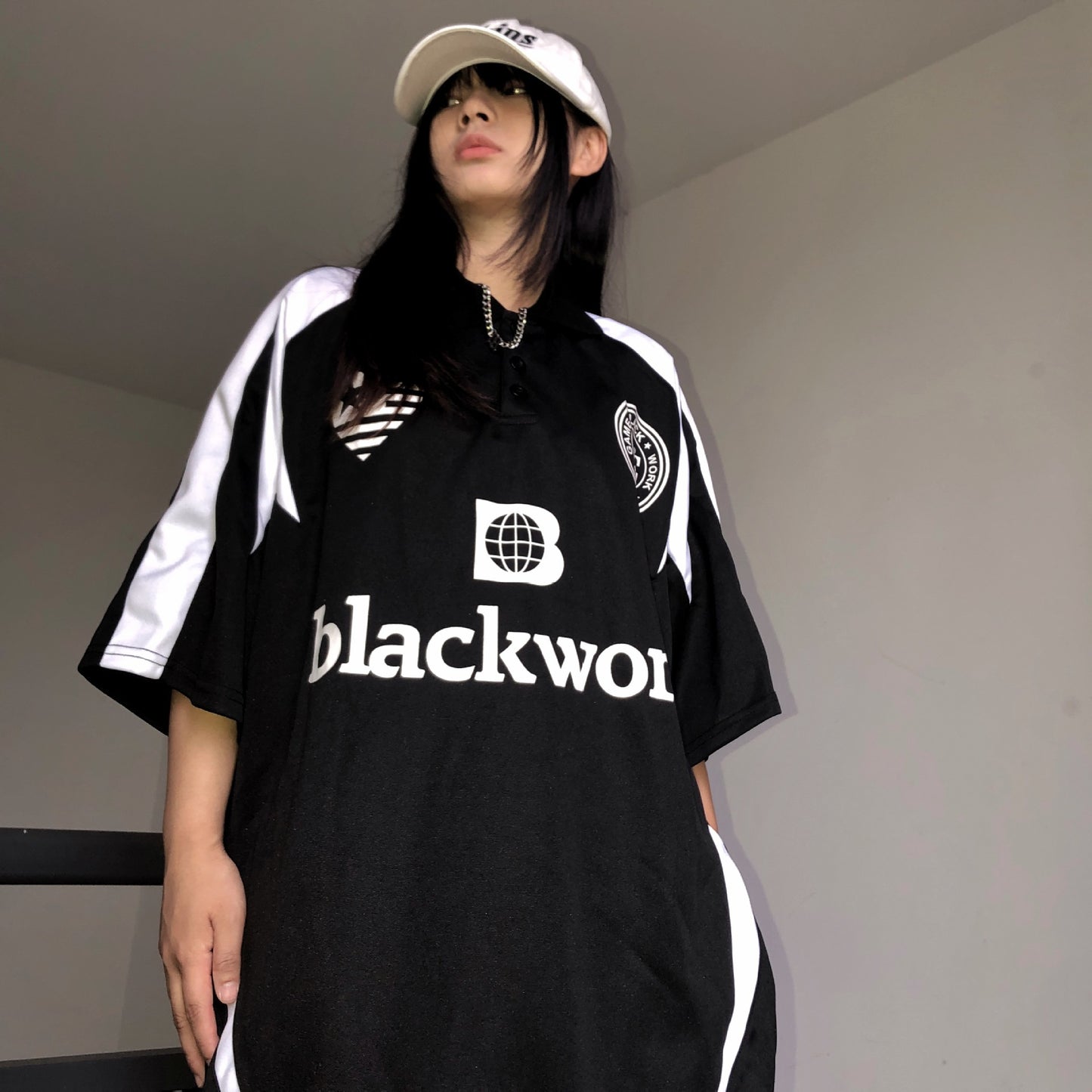 Retro broderet bogstav løs T-shirt med halværmer