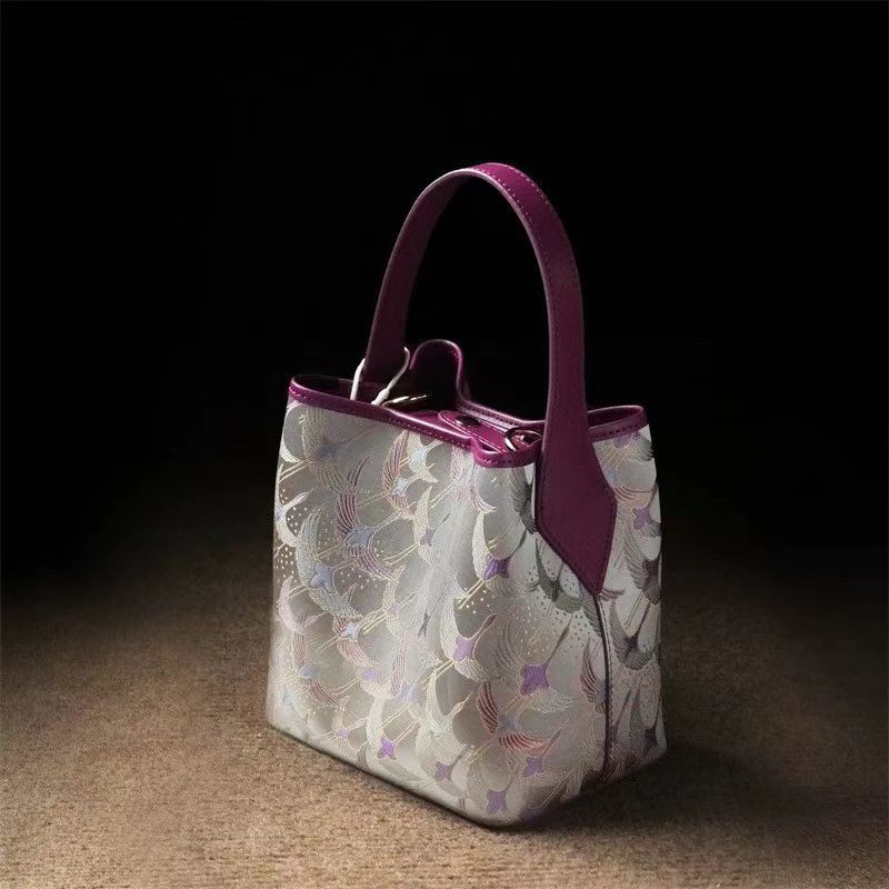 Chinese Style Leather One-shoulder Portable Messenger Bag