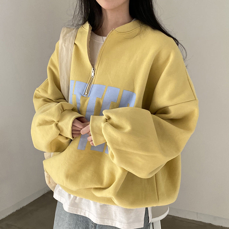 Kontrastfarvet sweater med bogstavprint, løs pasform, alsidig, langærmet