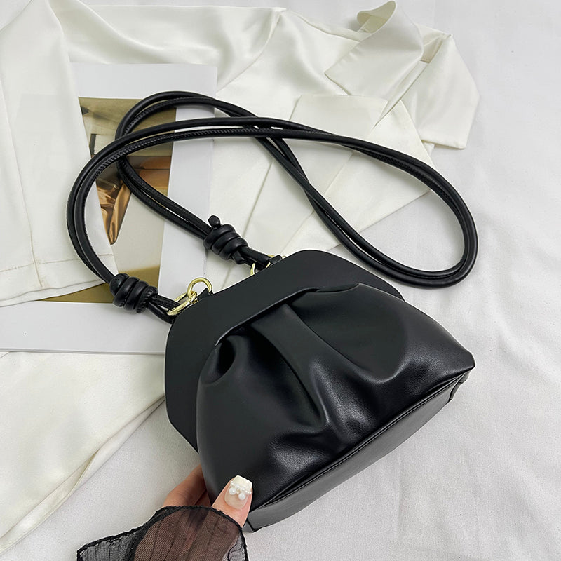 High-grade Silver Shell Shoulder Messenger Bag