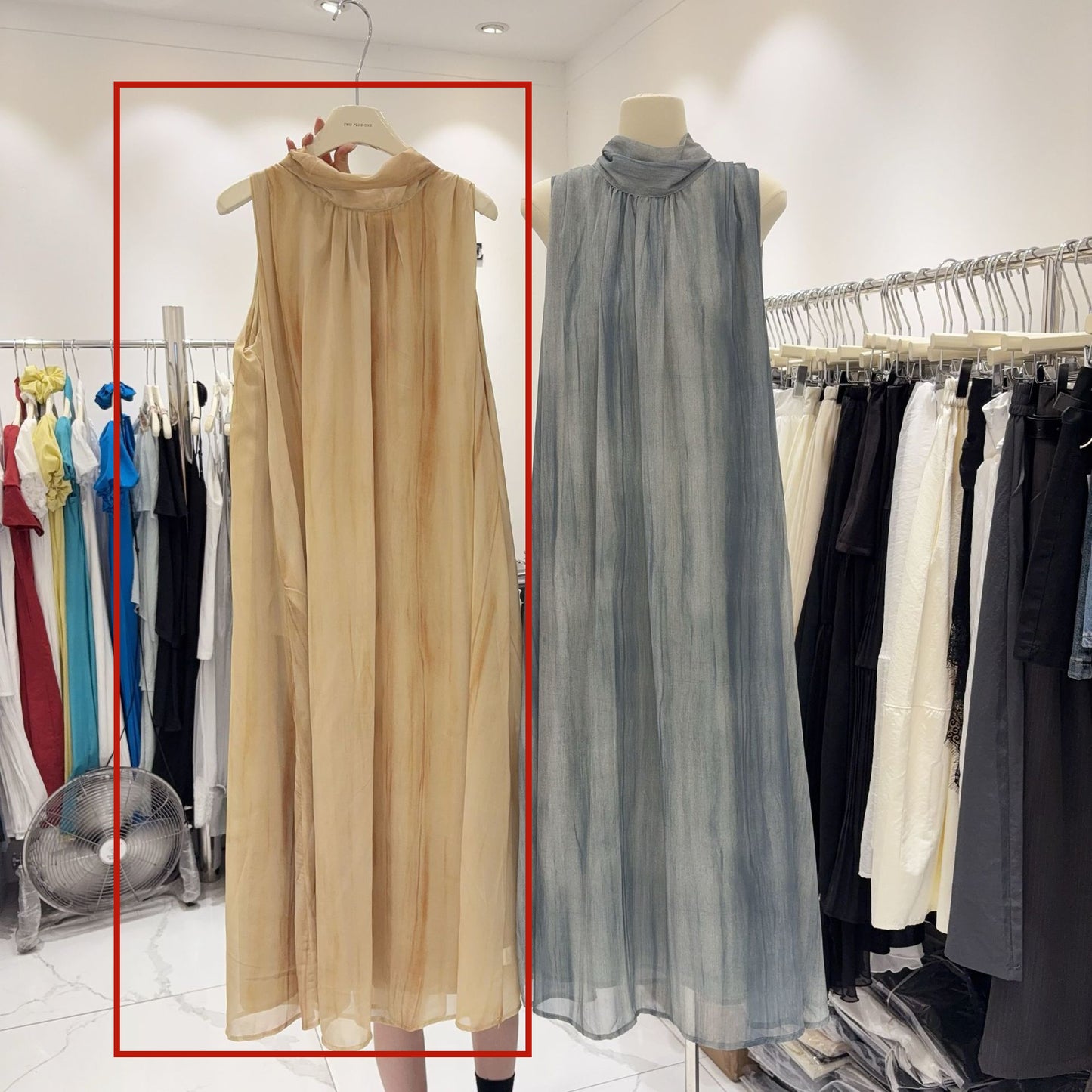 A Loose-fitting Dress With A Waist-cinching Design That Flatters Your Figure And Feels Incredibly Comfortable