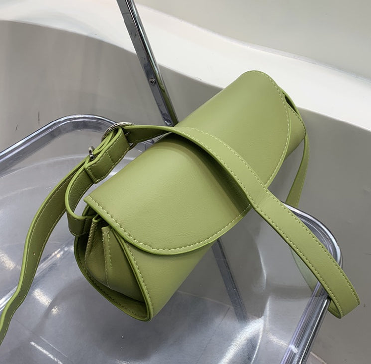 Fashionable And Versatile Cylinder Bag