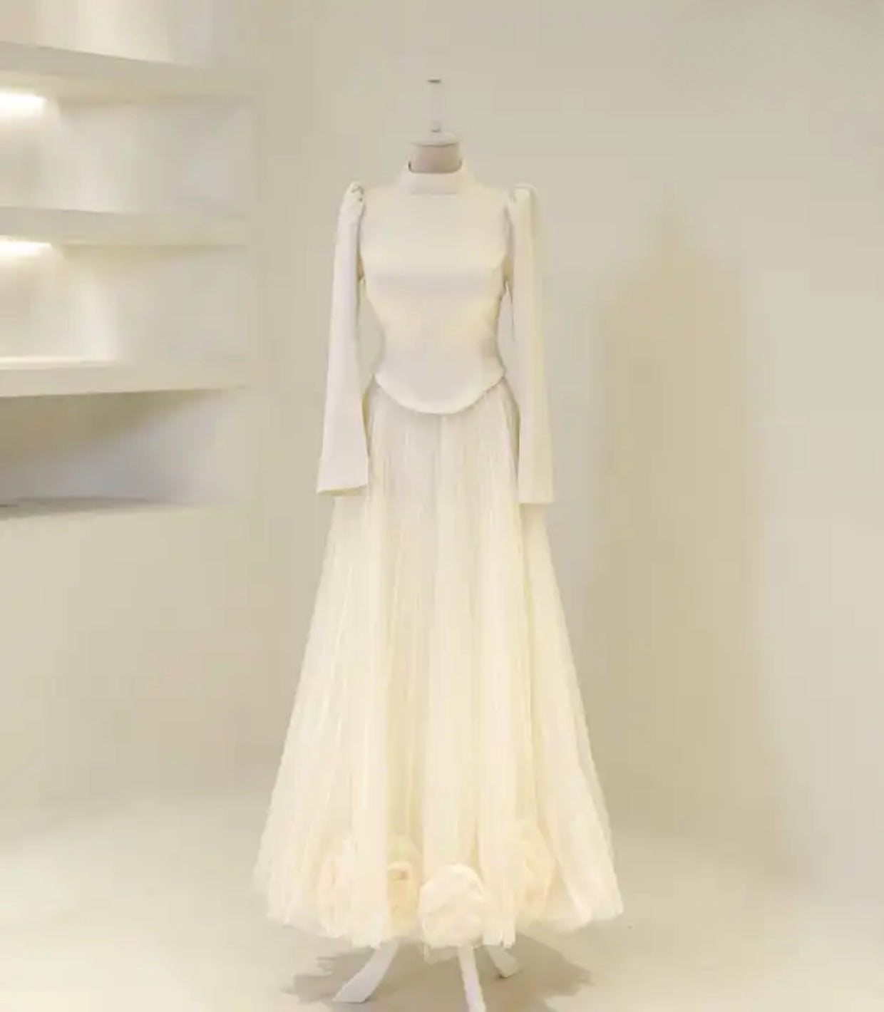 Muslim Attire Formal Dress With Long Sleeves, A Mandarin Collar, And Full Coverage