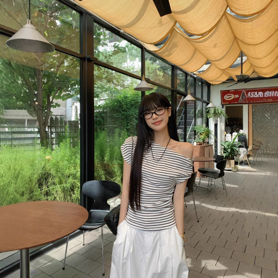 New Hot Girl Slim Fit Slimming And Shoulder Hollow Striped Student Top
