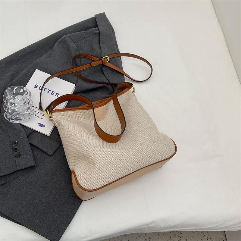 Summer Simplicity Design One Shoulder Crossbody Commuter Hand-carrying Bag
