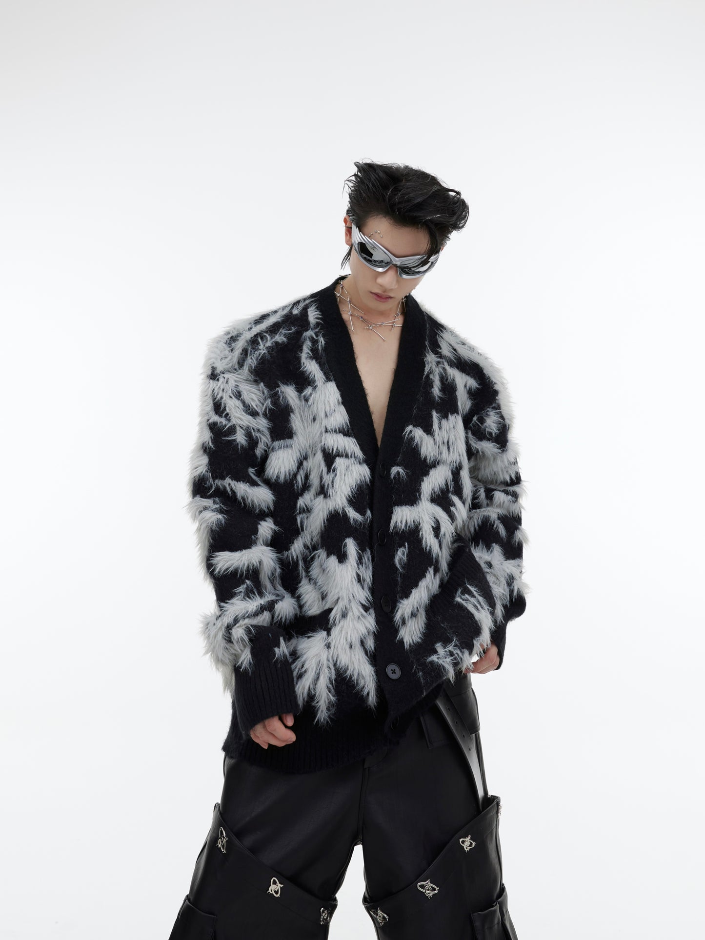 Men's Retro Niche V-neck Knitted Sweater Jacket