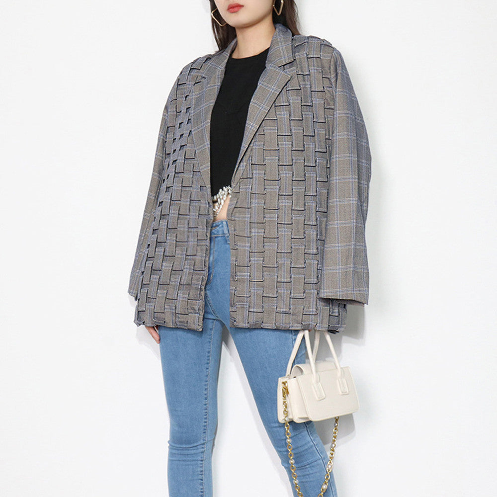Personalized Grey Plaid Jacket With Heavy Pleating
