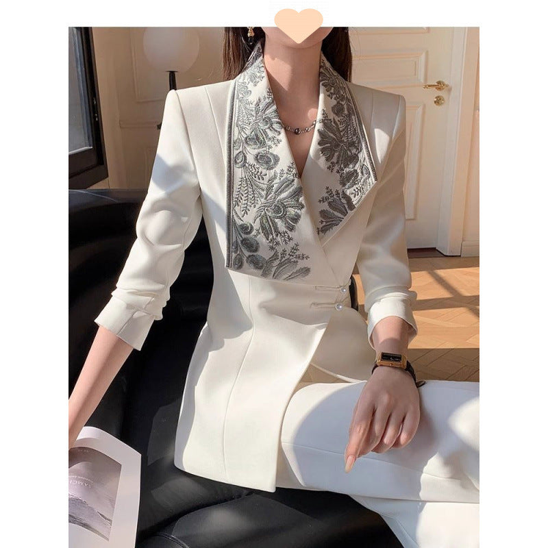 Chinese-style Womens Set With Exquisite Embroidery