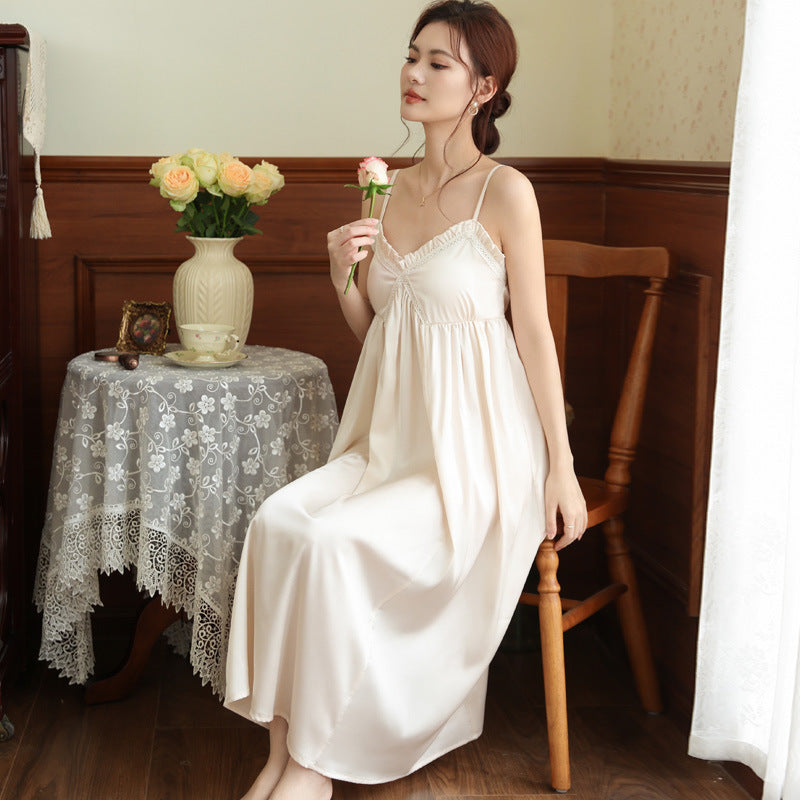 French-style Long Nightgown With Built-in Chest Pads Perfect For Wearing Outside