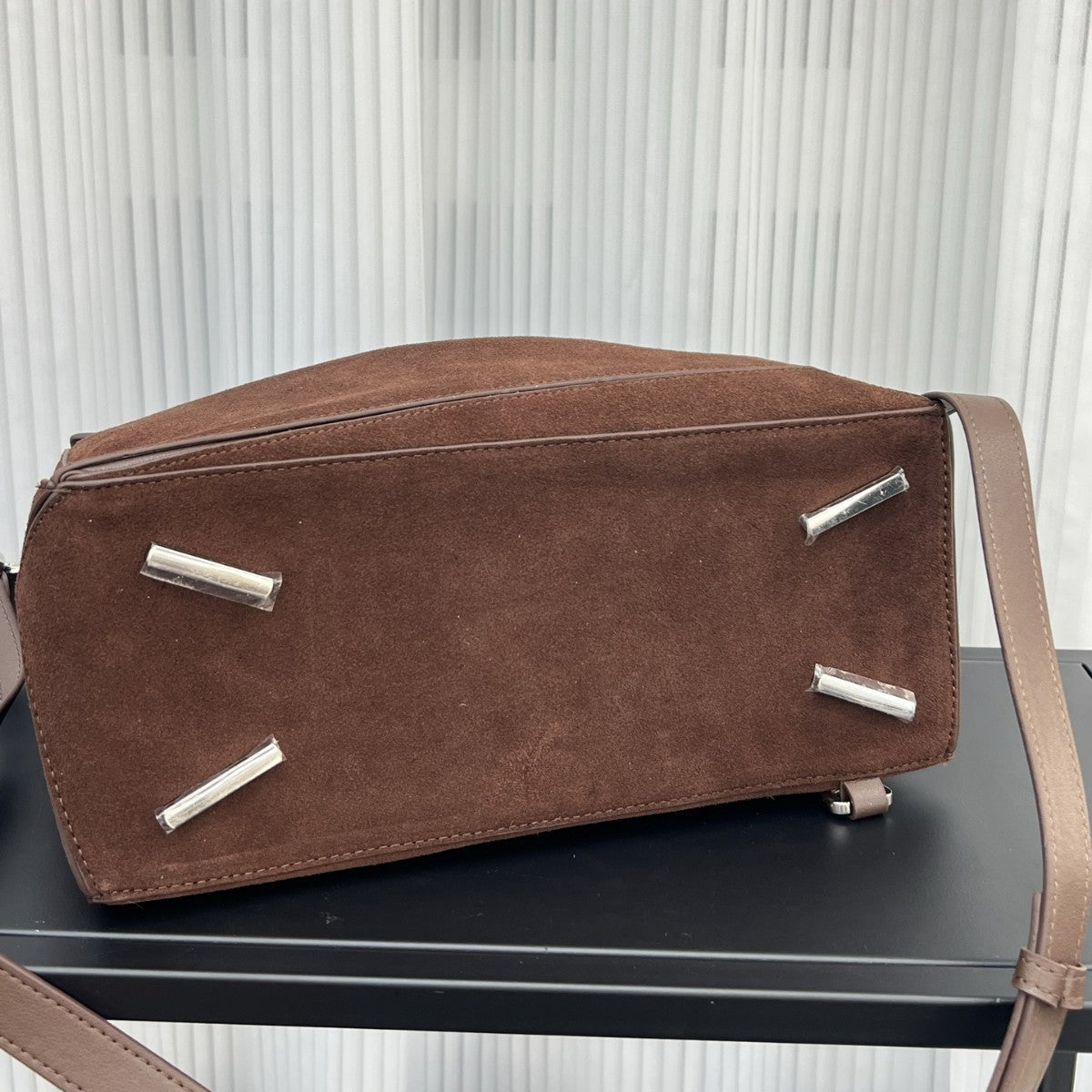 Suede Tote Bag With A Large Capacity