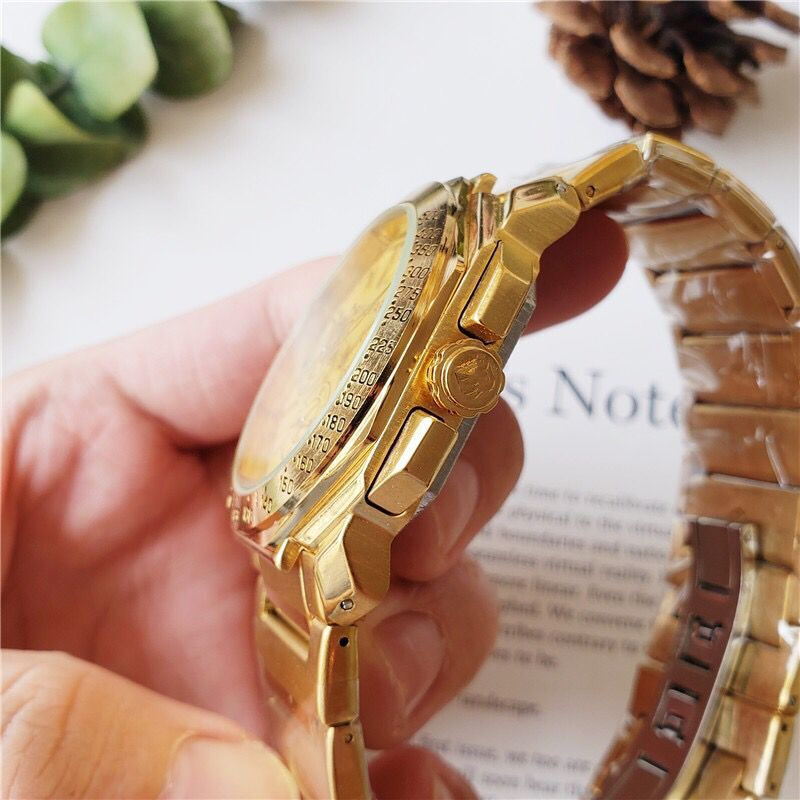 Diamond watch with calendar