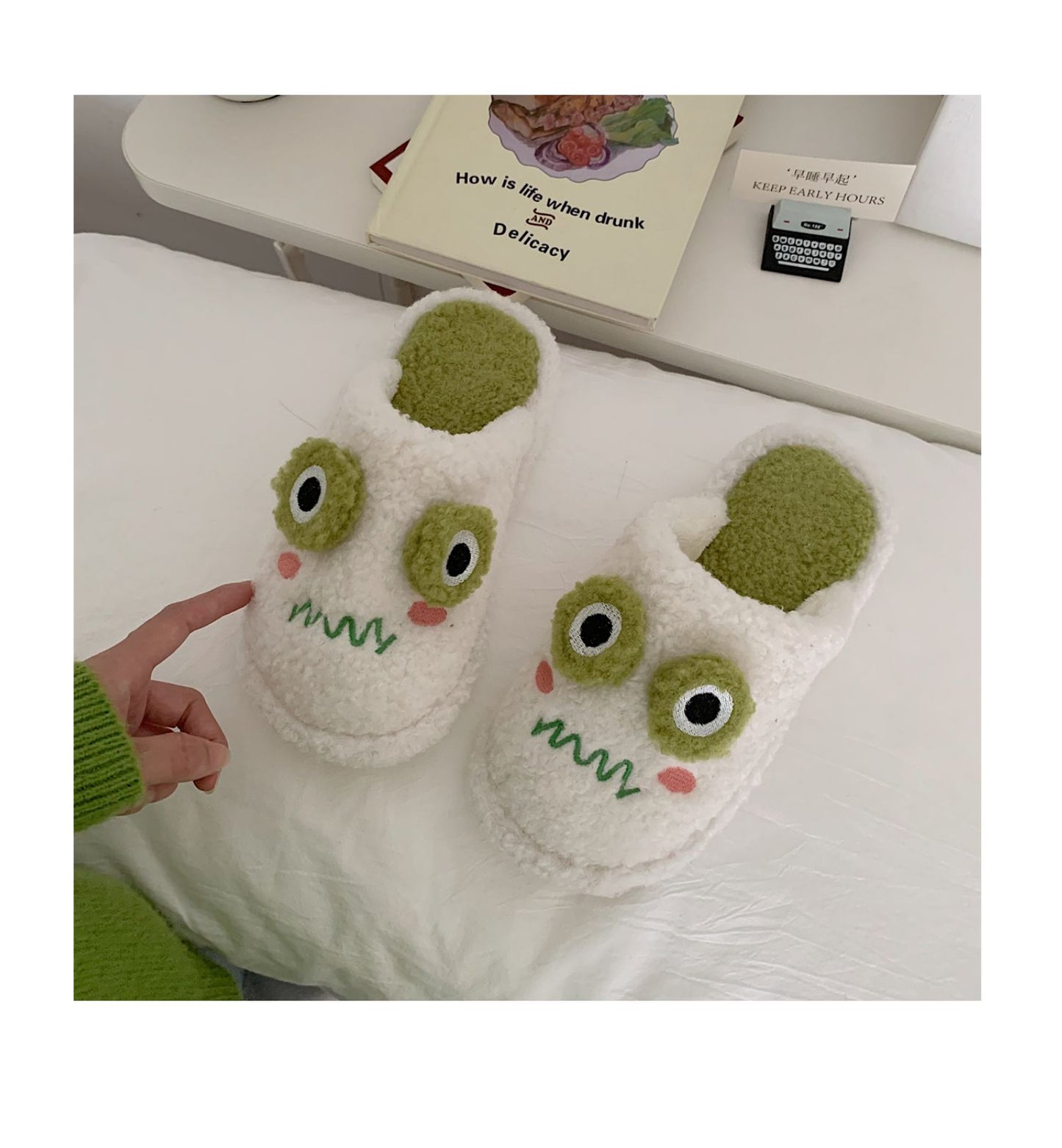 Cute Cartoon Plush Anti-skid Indoor Shoes