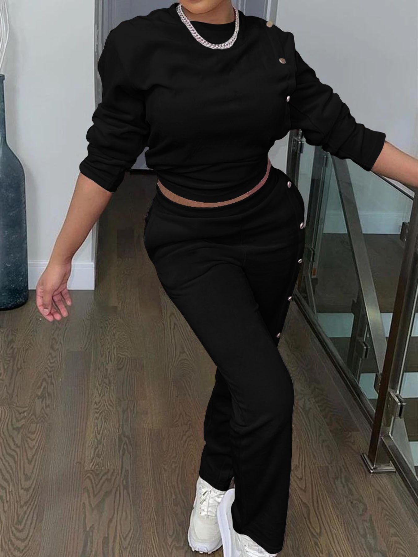 Stylish Casual Sweatshirt Set With Side Button Detailing