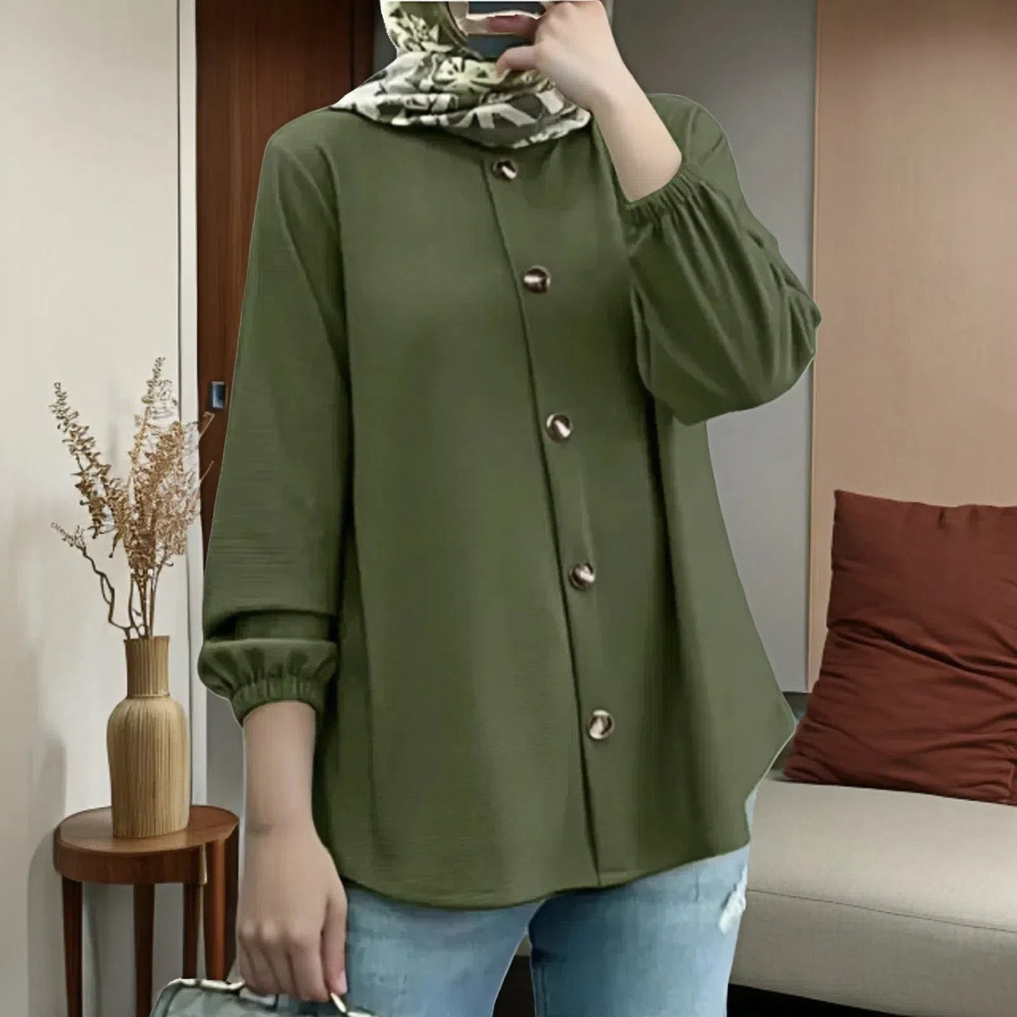 New Round Neck Long Sleeve Cuff Blouse