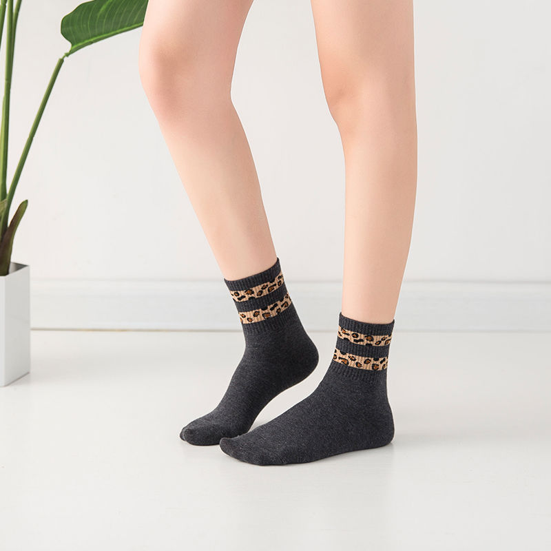 Leopard Print Women's Mid Tube Stockings Bunching Socks