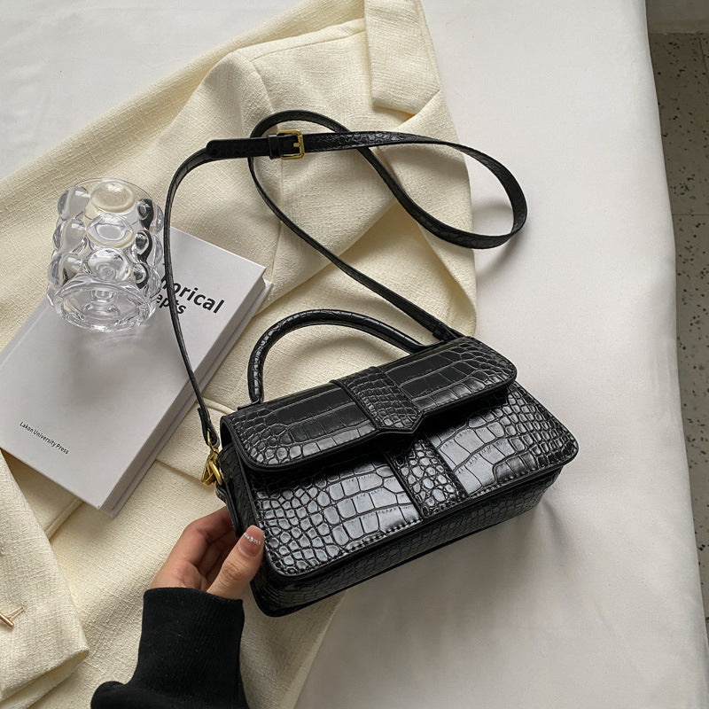 Simple Portable Small Square Casual Retro Single Shoulder Crossbody Bag