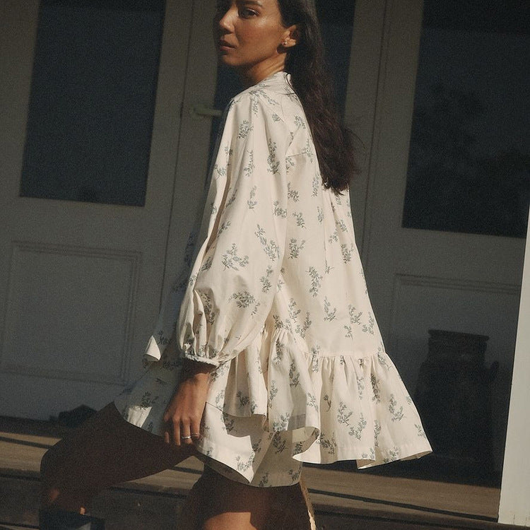 Small High-neck Ruffled Puff Top And Printed Shorts Set