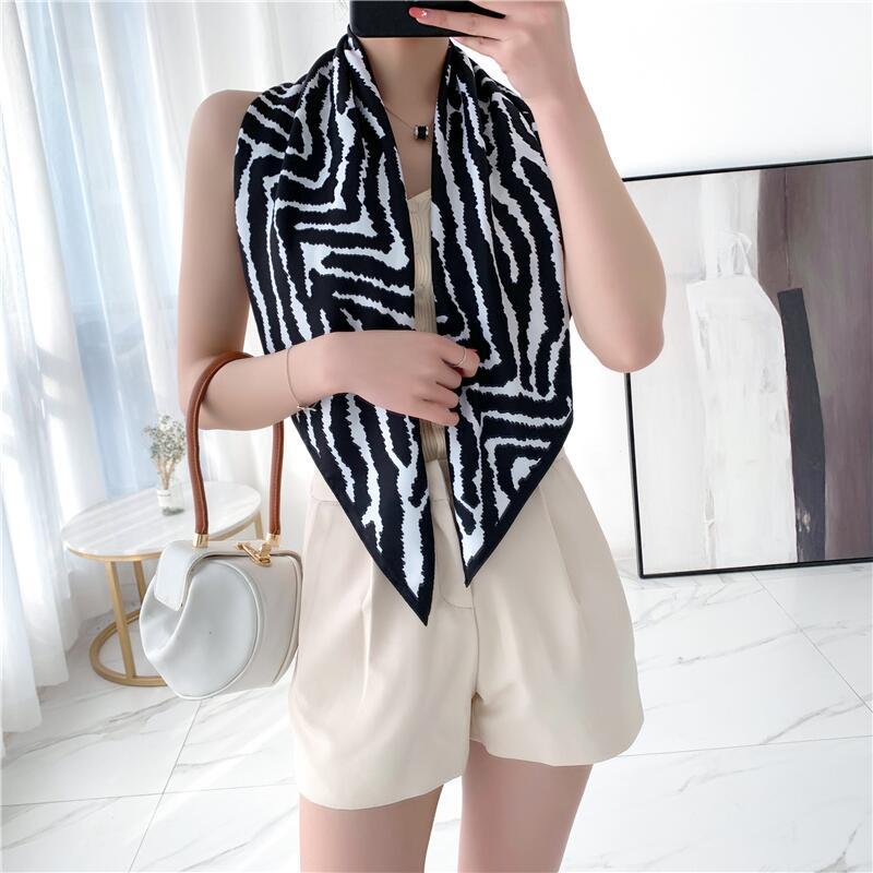 Fashion Home Color Leopard Twill Scarf