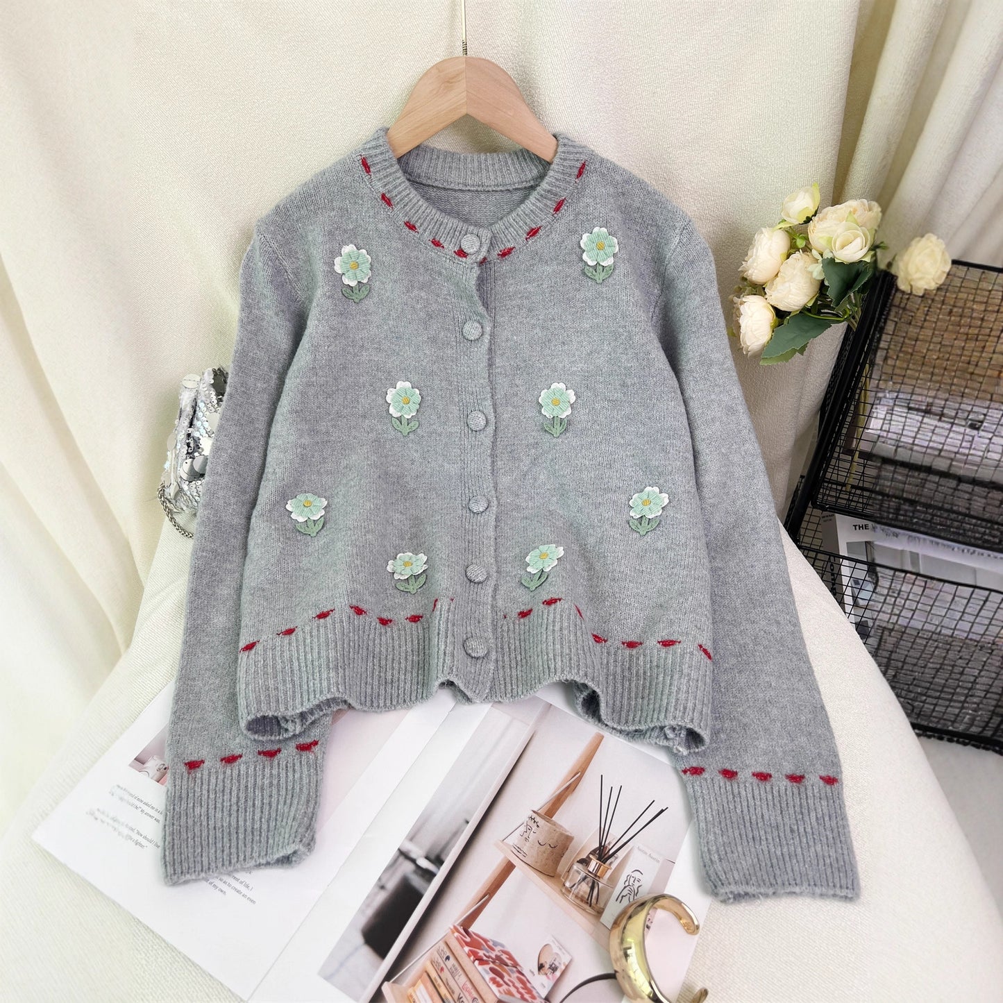 Women's Patchwork Flower Knitted Cardigan Round Neck Casual Sweater
