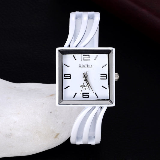 Middle East Ladies Bracelet Quartz Watch