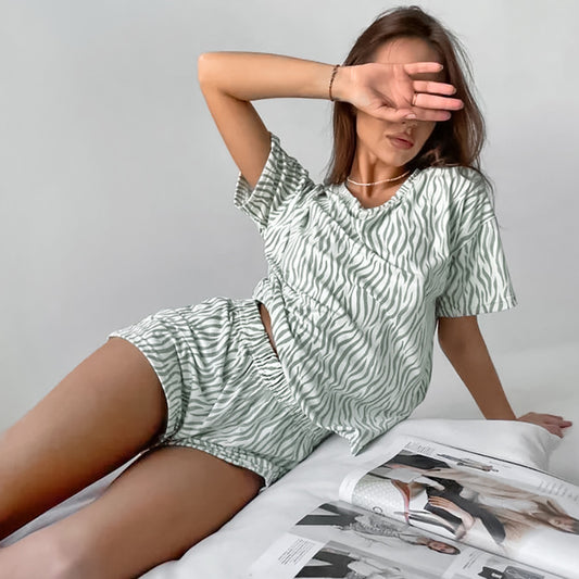 Striped Short-sleeve Shorts Breathable Two-piece Set