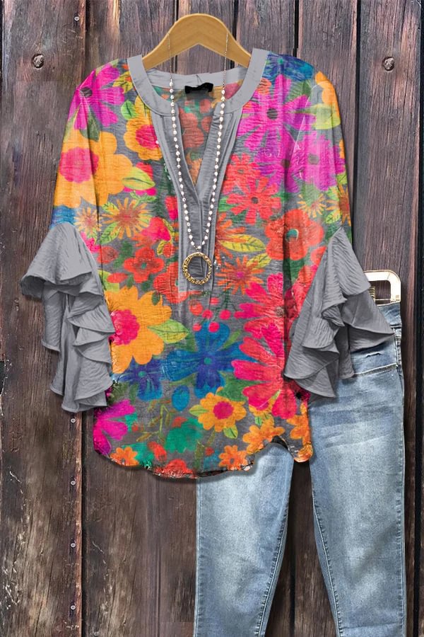 Casual Top With A Creative Floral Print And Digital Printing