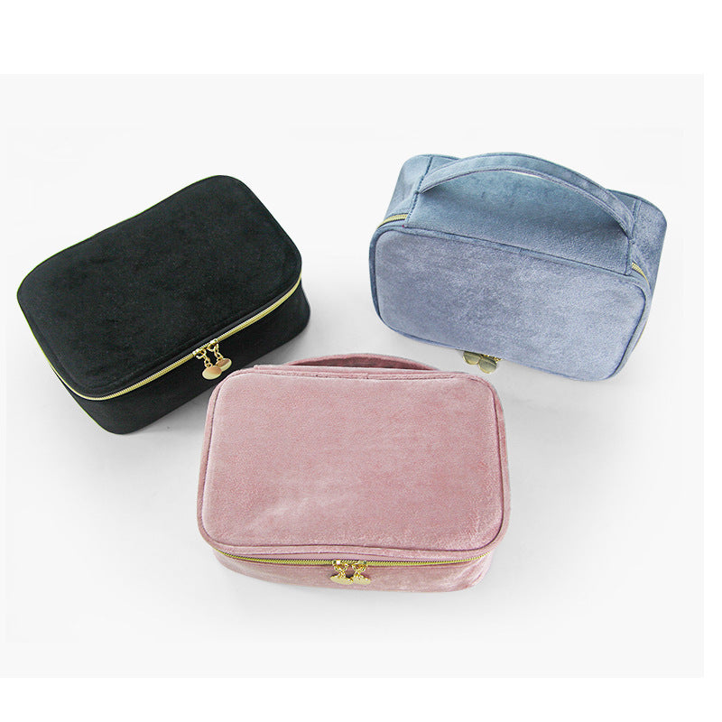 Multi-functional Portable Fashion Velvet Cosmetic Bag Advanced