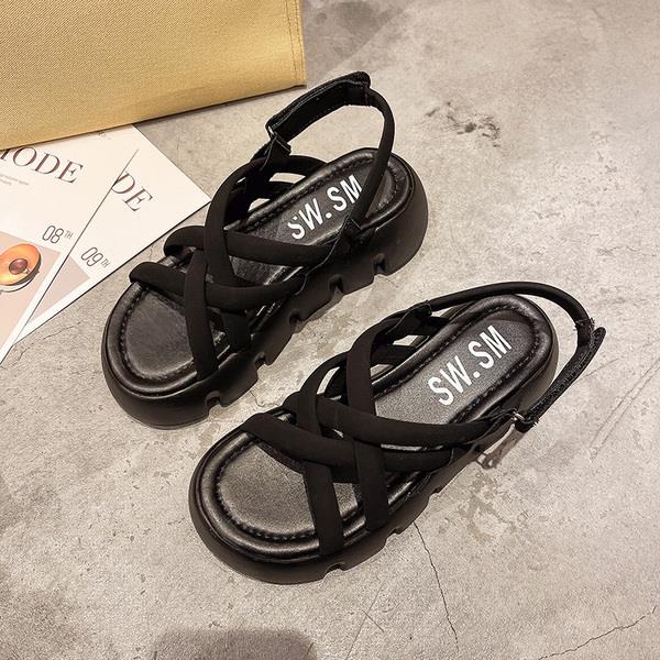 Kvinders Nye Sport Casual Og Alsidige Muffin Sandaler Med Tyk Bund
