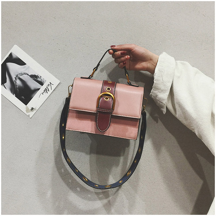 New trendy Korean girl's wild messenger bag