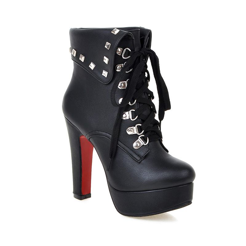 Low top Martin boots