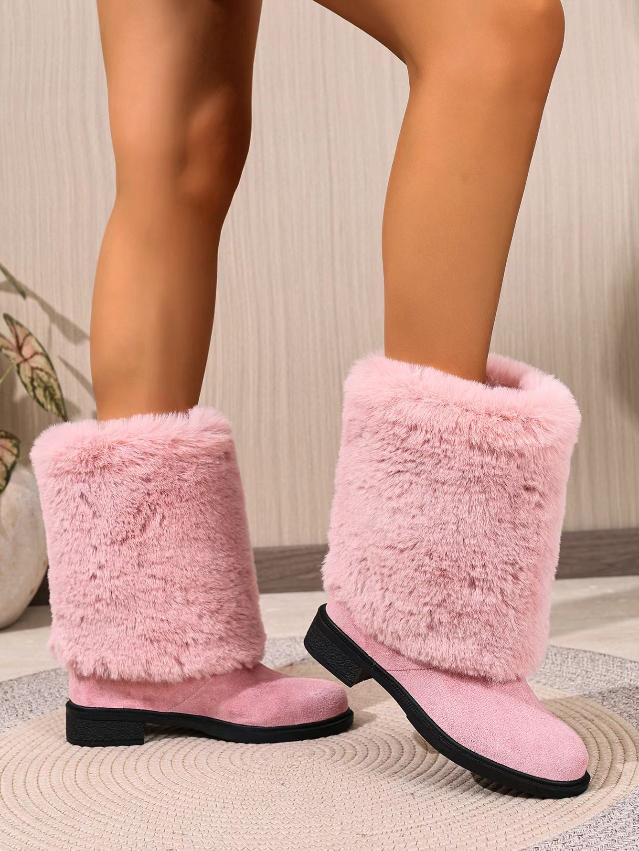 Womens Chunky Heeled Snow Boots
