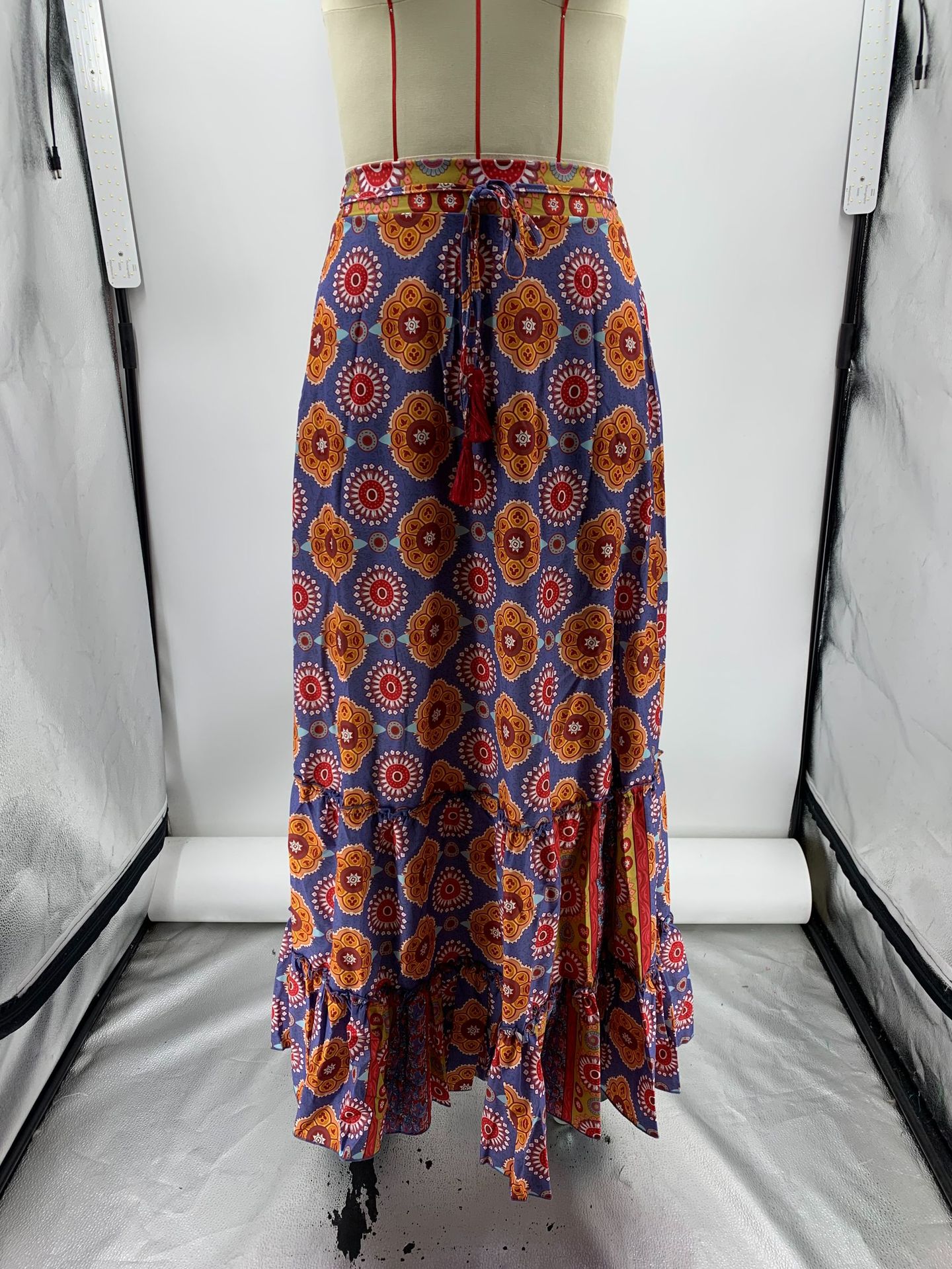 Women's Printed Long Skirt With Ruffle Edge Skirt
