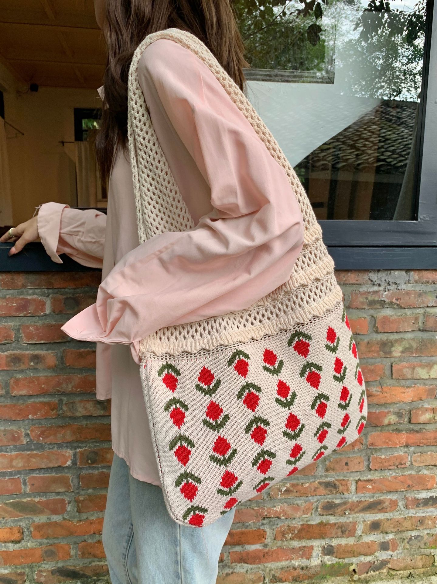 Retro Mesh Hollow Out Women's Shoulder Woven Bag