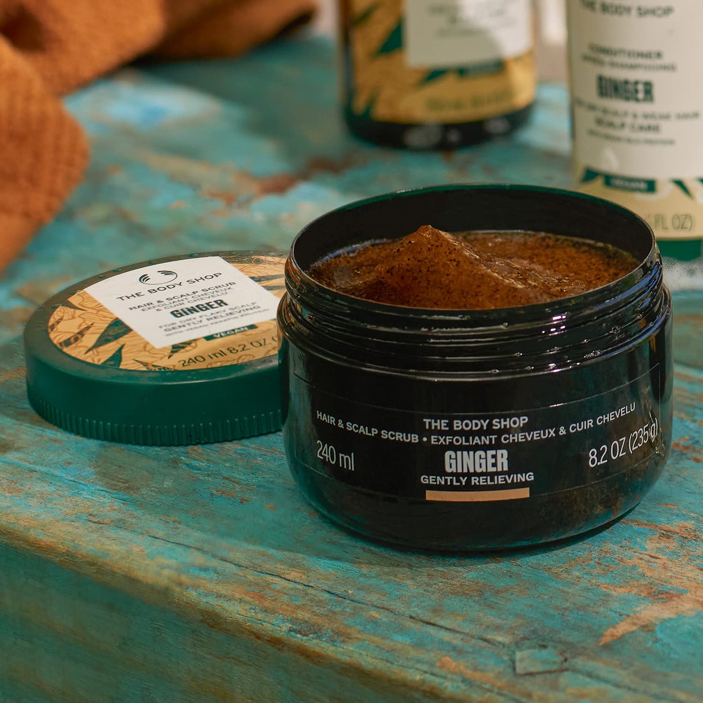 The Body Shop Hair & Scalp Scrub – Ginger – för torr, platt hårbotten 240 ml