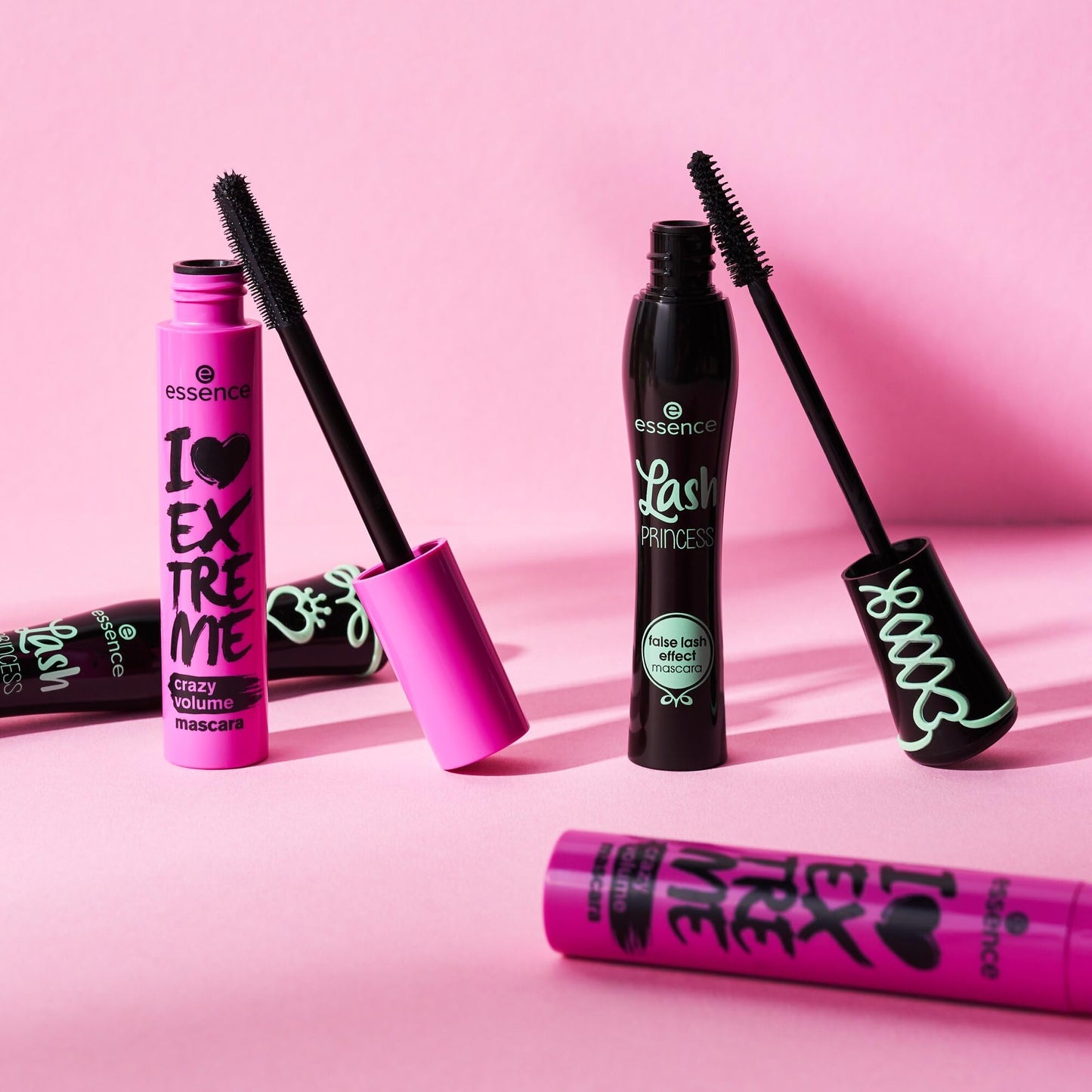 essence cosmetics I love extreme Mascara, Svart, 12 ml